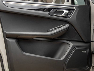 2024 Porsche Macan Macan (MY24)