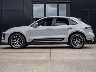 2024 Porsche Macan Macan (MY24)
