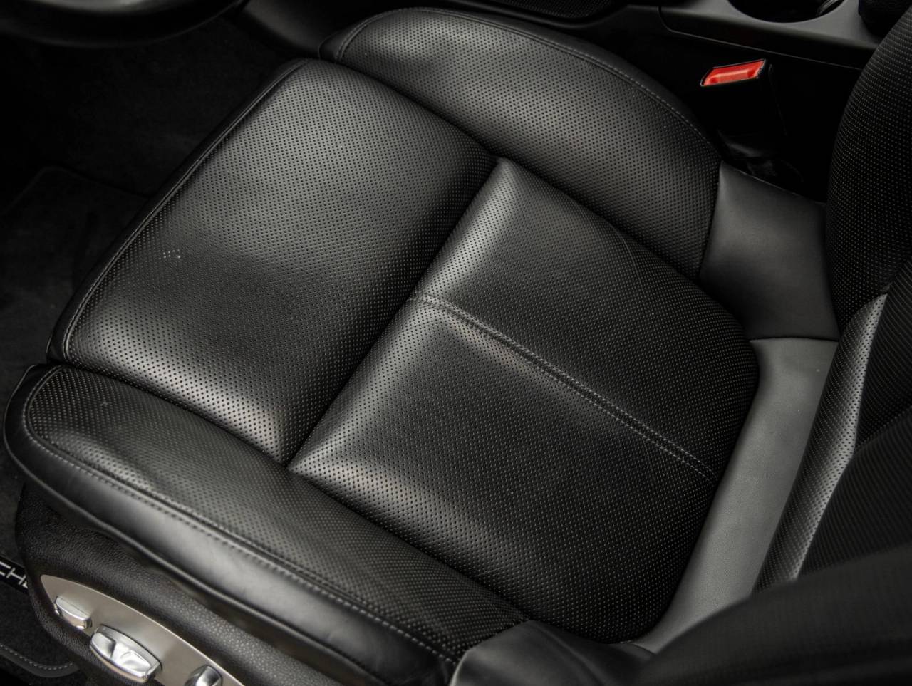 2024 Porsche Macan Macan (MY24)