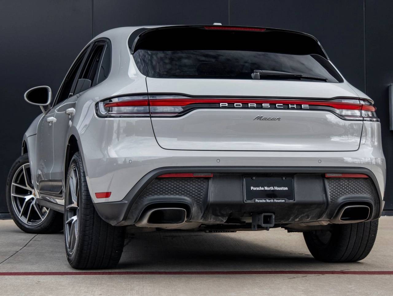 2024 Porsche Macan Macan (MY24)