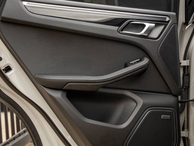 2024 Porsche Macan Macan (MY24)