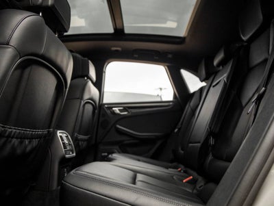 2024 Porsche Macan Macan (MY24)