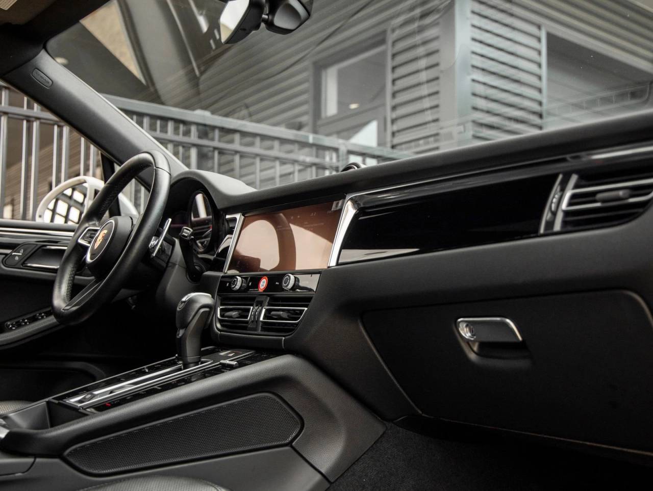 2024 Porsche Macan Macan (MY24)