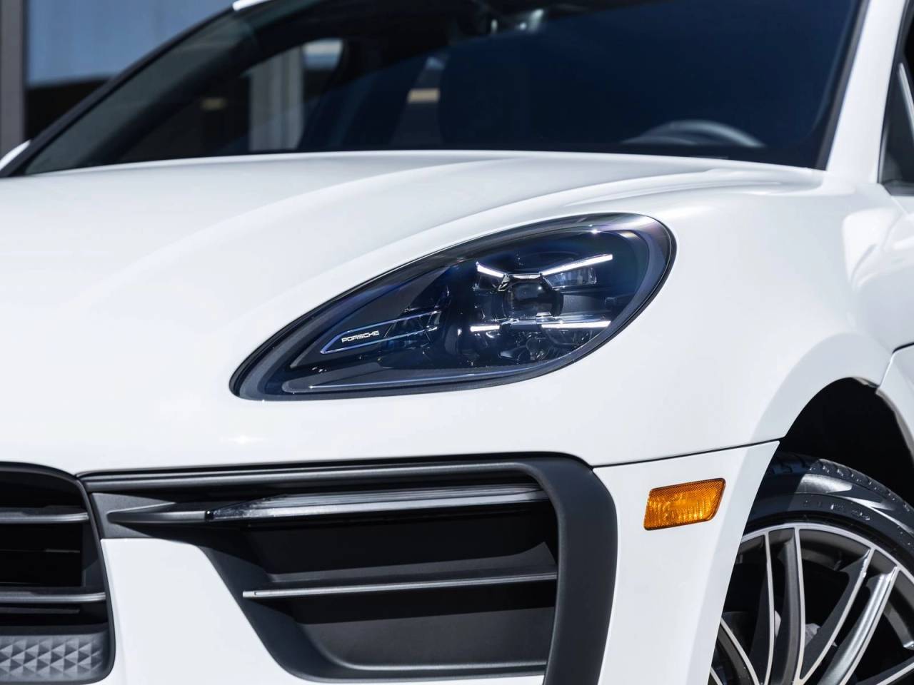 2026 Porsche Macan Macan