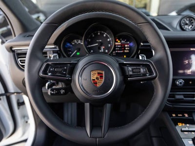 2026 Porsche Macan Macan