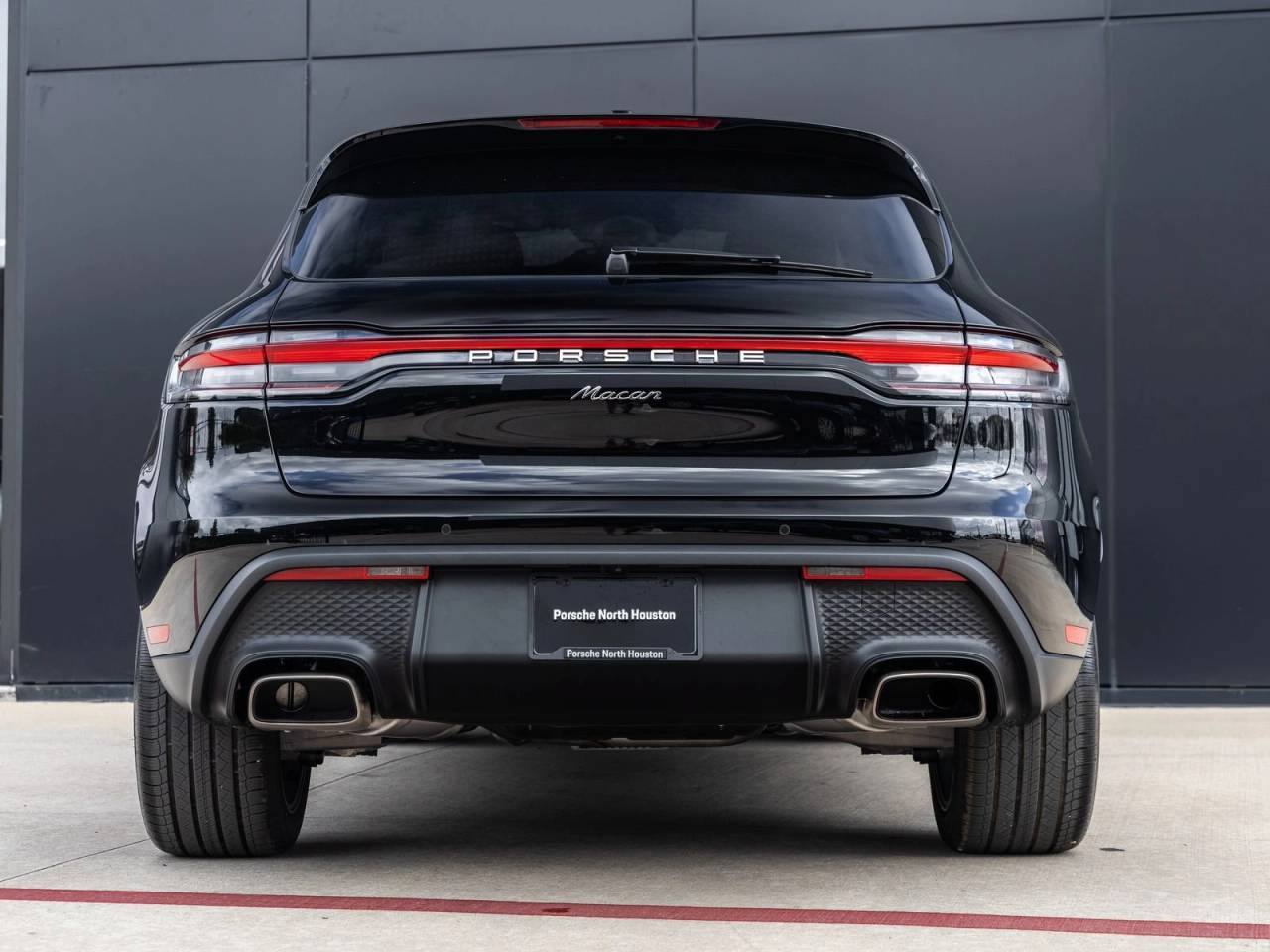2026 Porsche Macan Macan