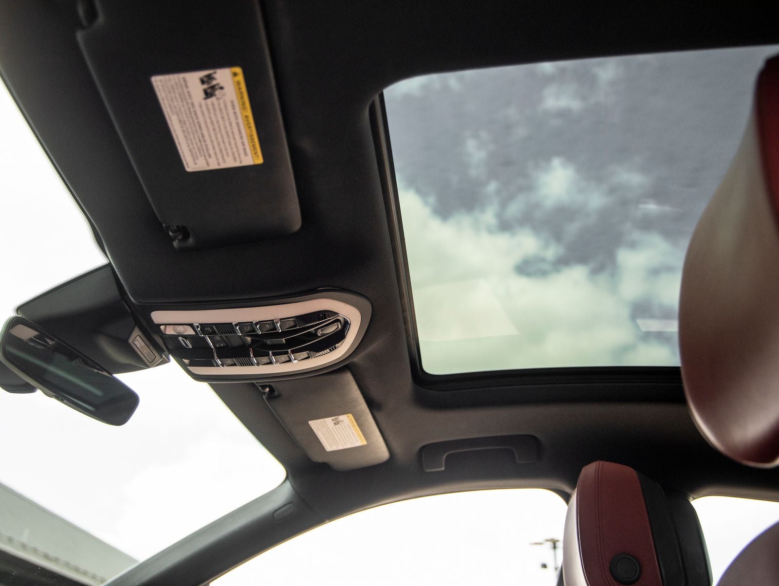 2020 Porsche Macan Macan