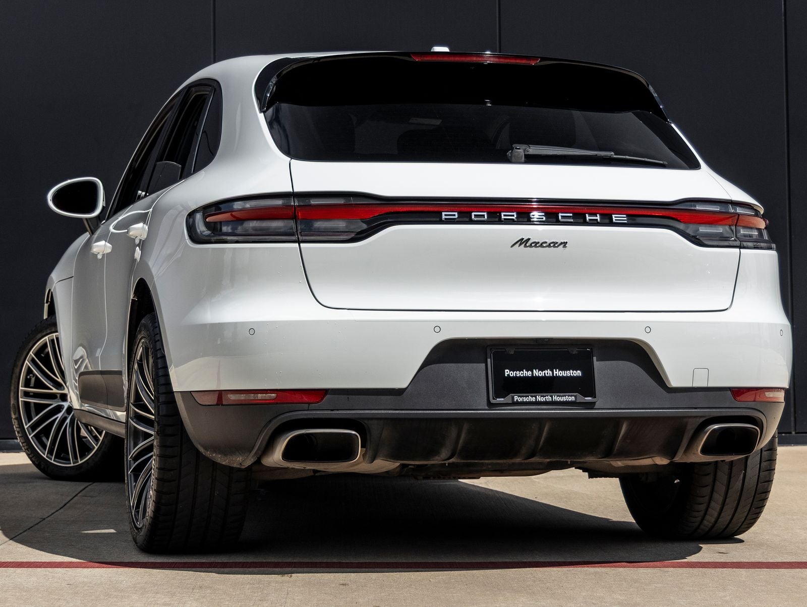 2020 Porsche Macan Macan