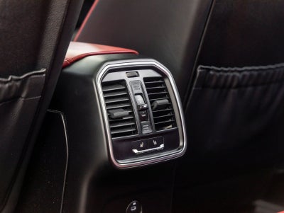 2020 Porsche Macan Macan