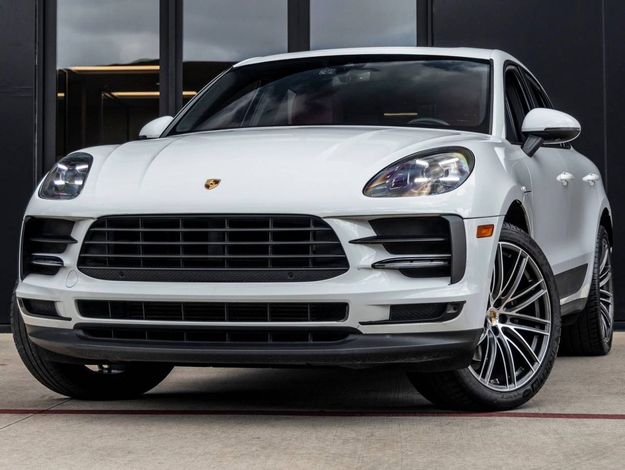 2020 Porsche Macan Macan
