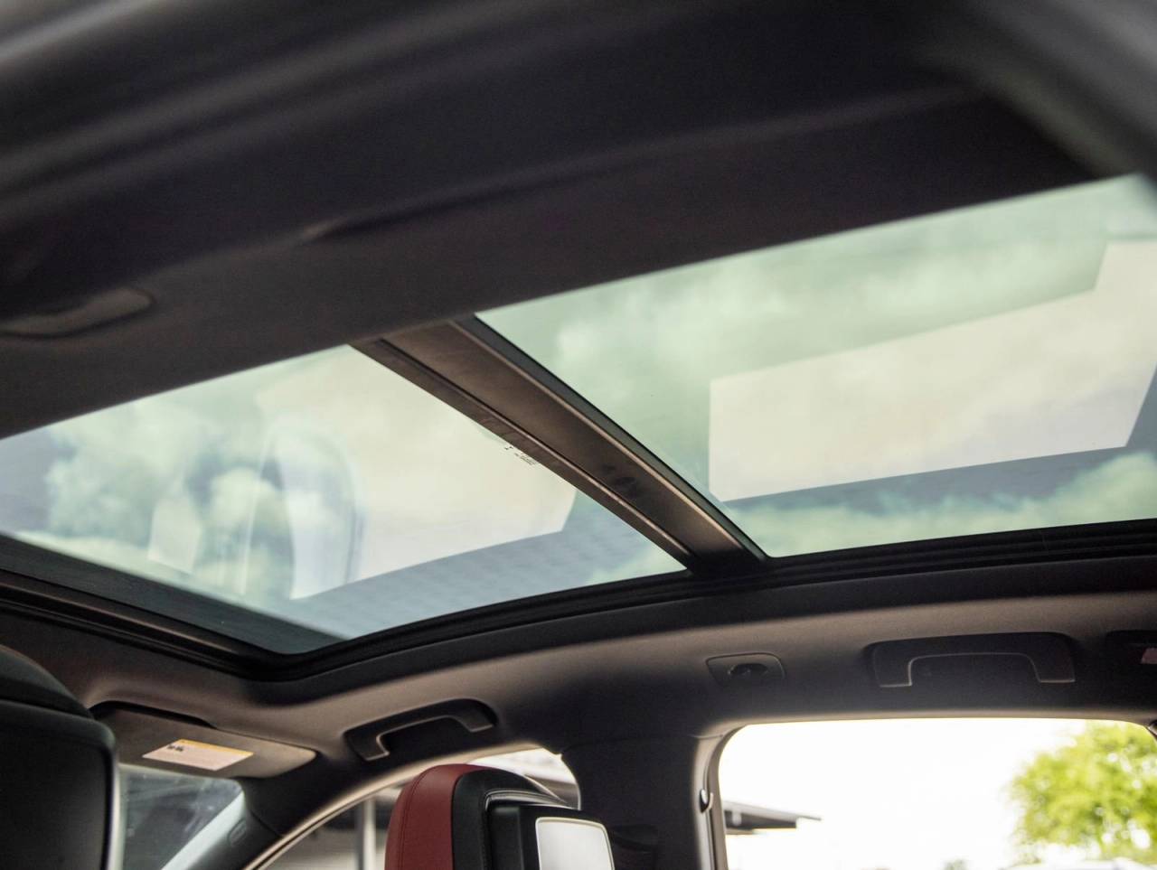 2020 Porsche Macan Macan