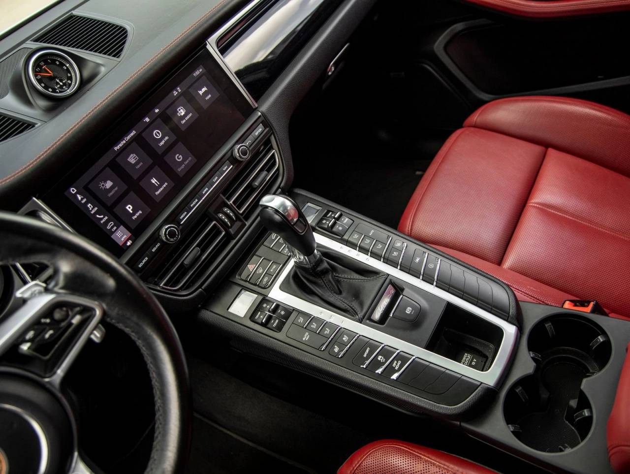 2020 Porsche Macan Macan