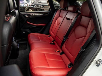 2020 Porsche Macan Macan