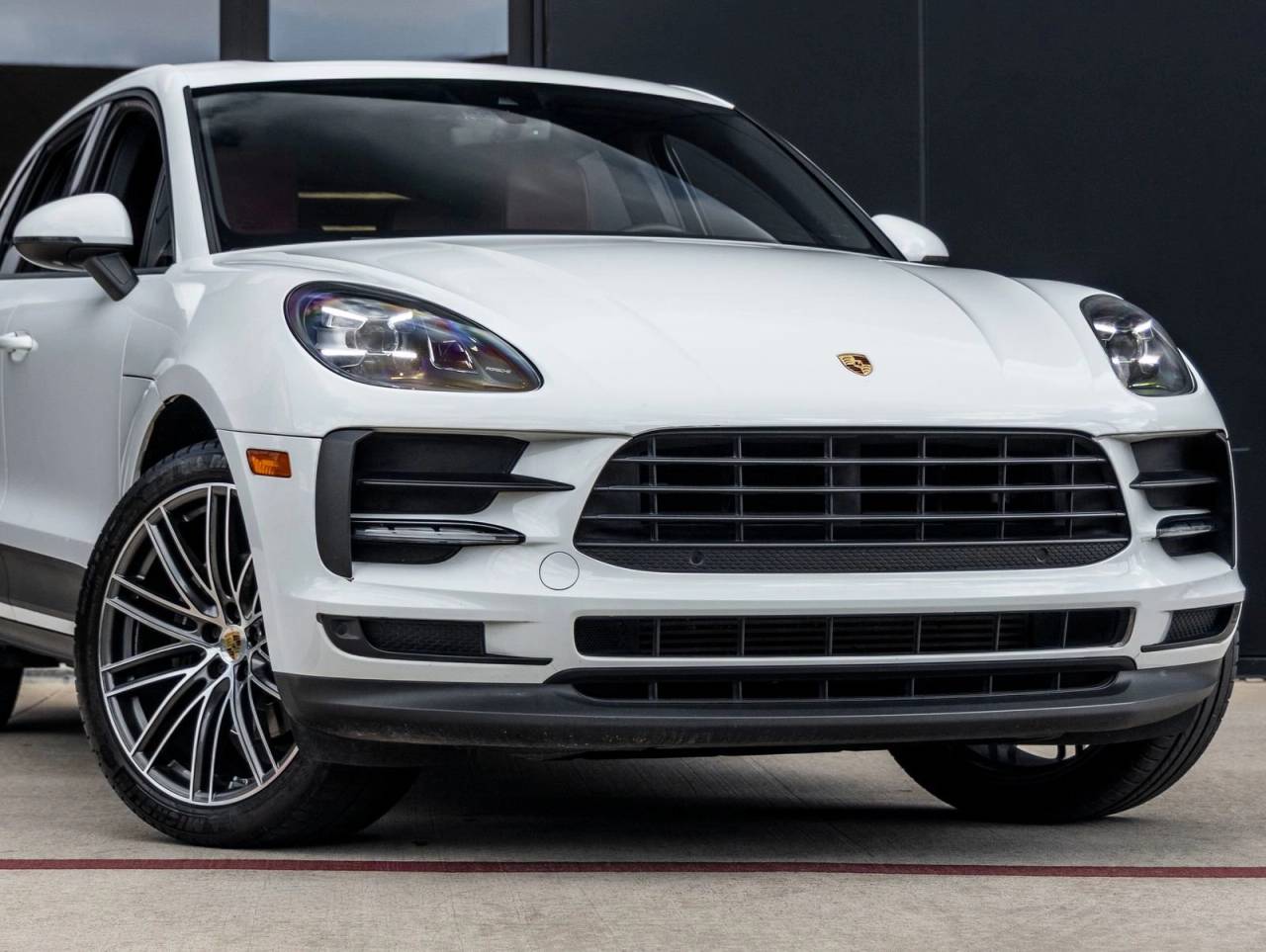 2020 Porsche Macan Macan