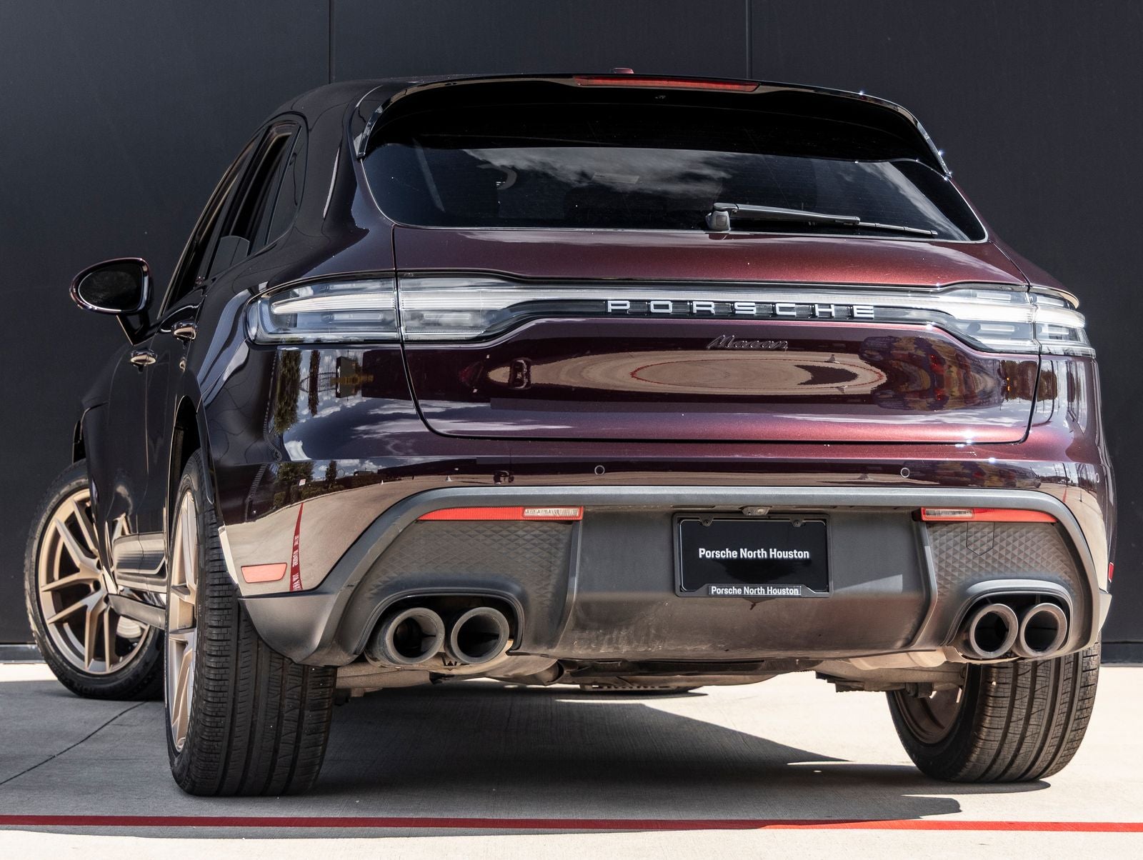 2023 Porsche Macan Macan (MY23)