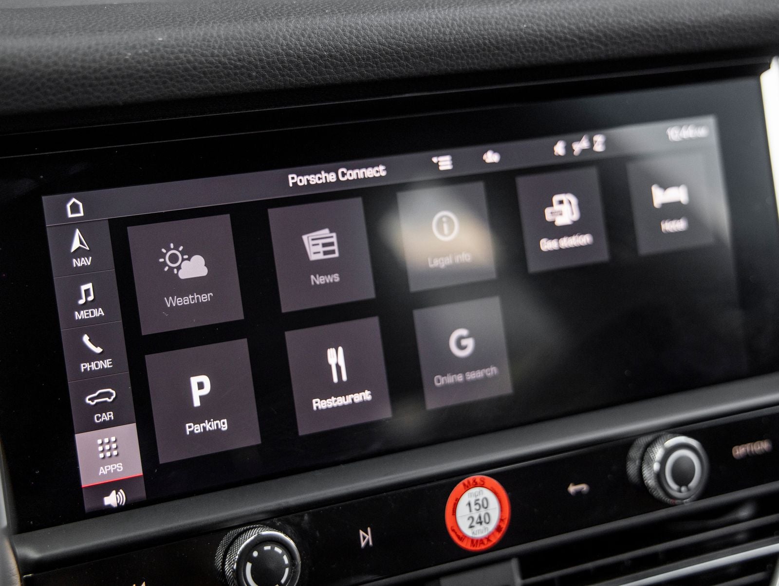 2023 Porsche Macan Macan (MY23)