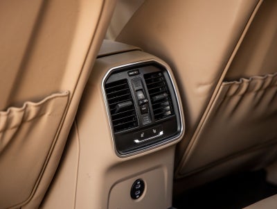2023 Porsche Macan Macan (MY23)