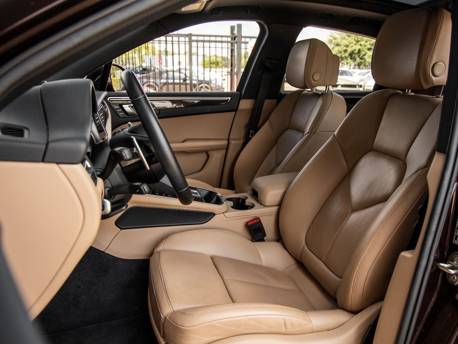 2023 Porsche Macan Macan (MY23)
