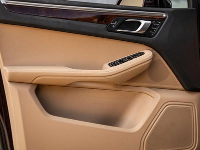 2023 Porsche Macan Macan (MY23)