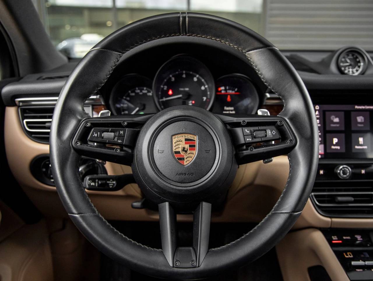 2023 Porsche Macan Macan (MY23)