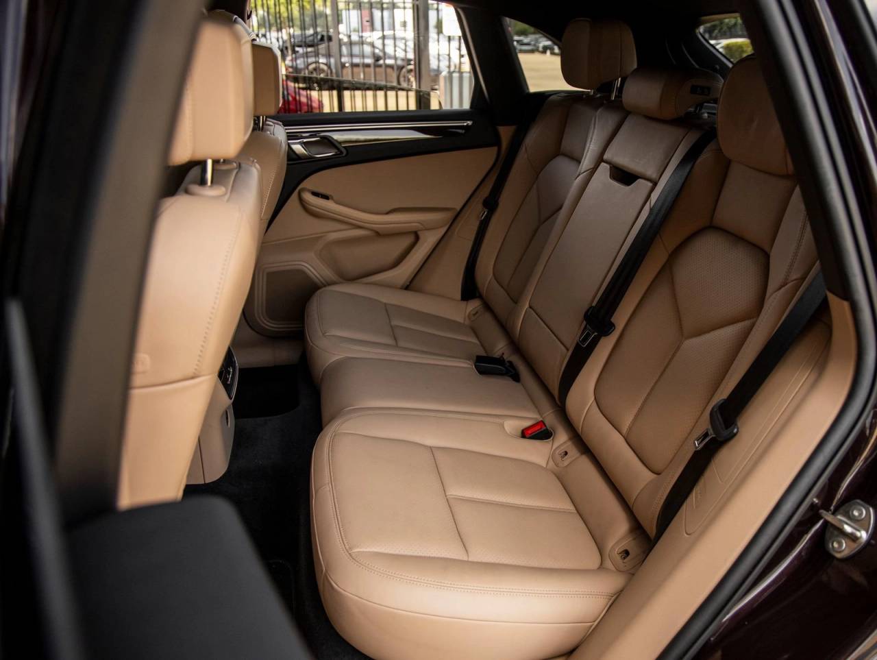 2023 Porsche Macan Macan (MY23)