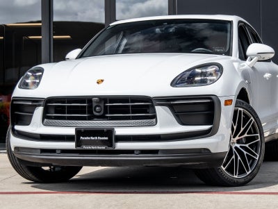 2023 Porsche Macan AWD