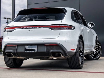 2023 Porsche Macan AWD