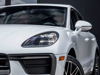 2023 Porsche Macan AWD