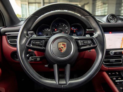 2023 Porsche Macan AWD