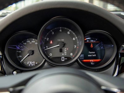 2023 Porsche Macan AWD