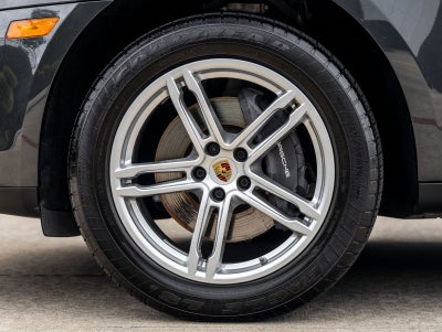2024 Porsche Macan AWD
