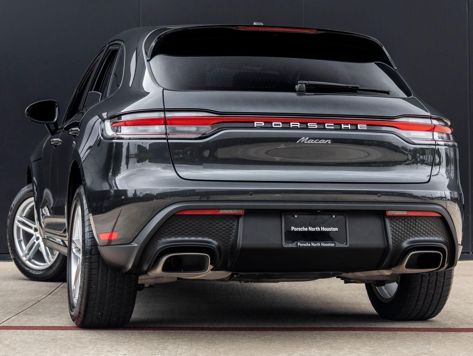 2024 Porsche Macan AWD