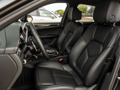 2024 Porsche Macan AWD