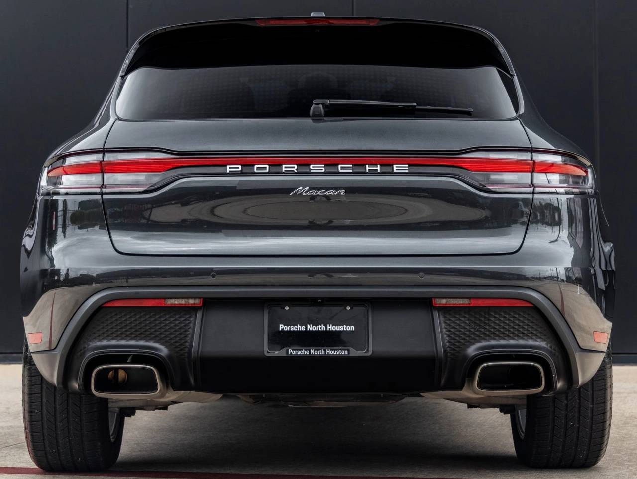 2024 Porsche Macan AWD