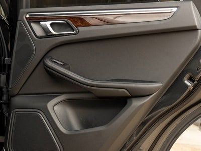 2024 Porsche Macan AWD