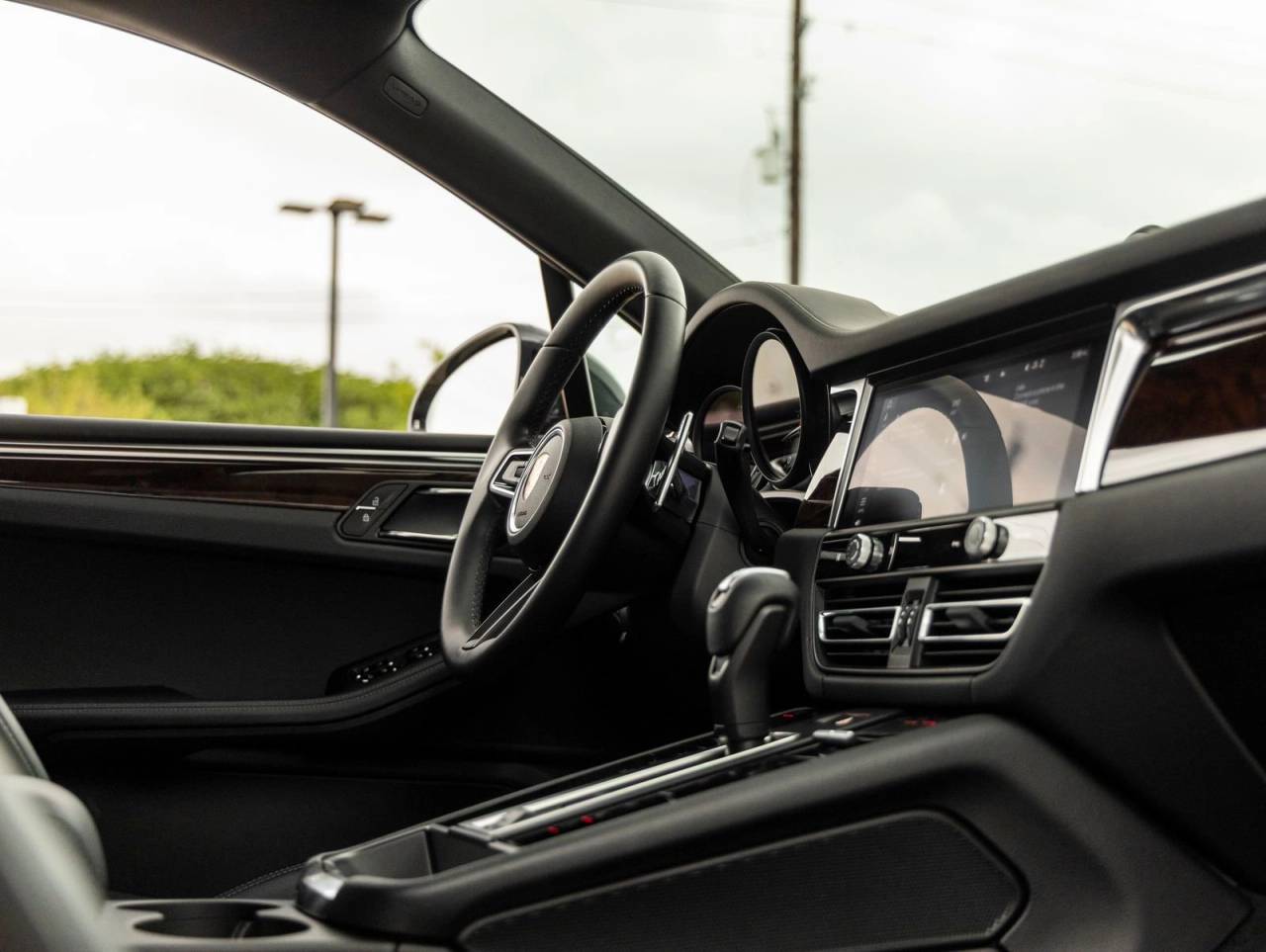 2024 Porsche Macan AWD