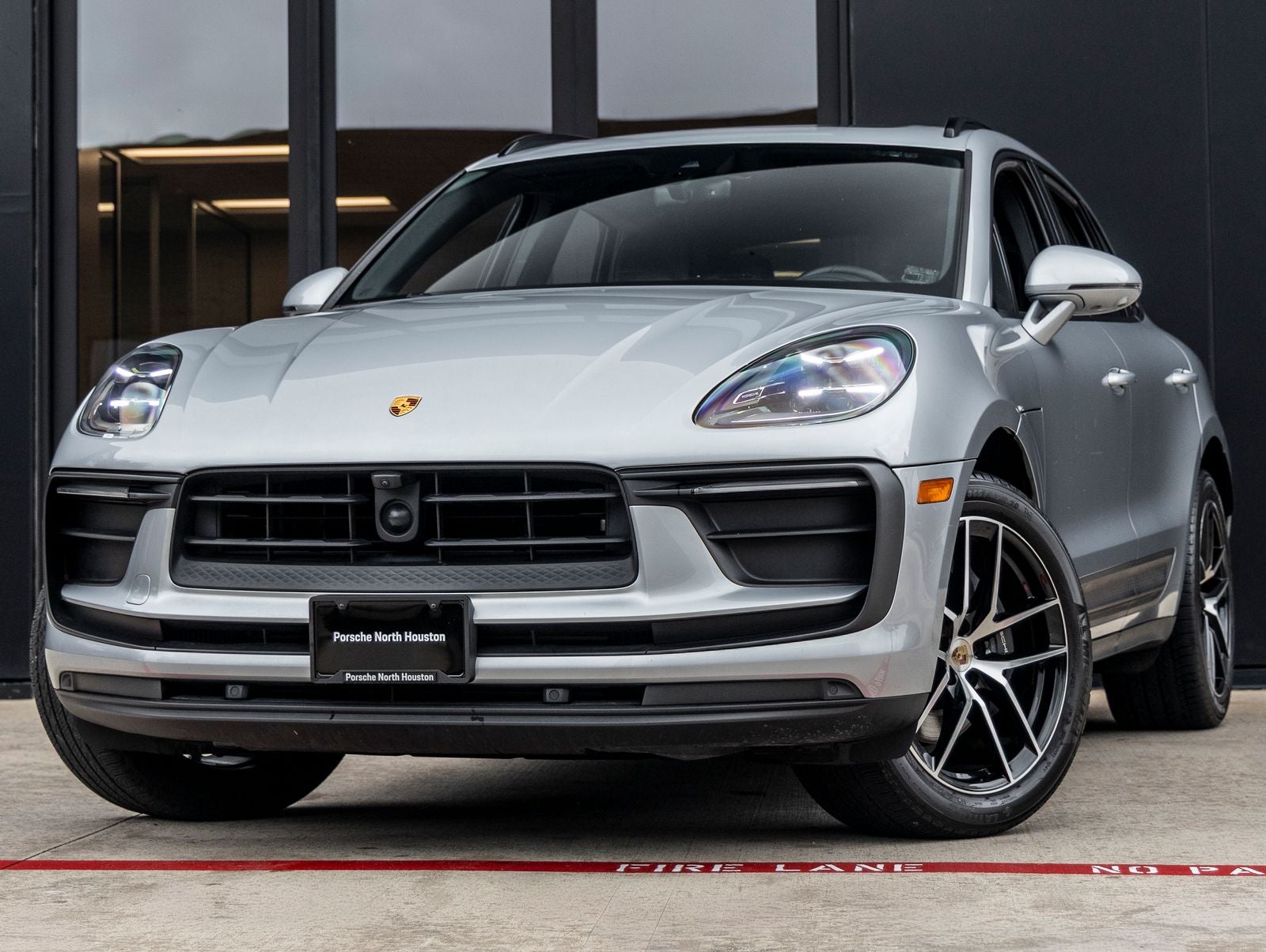 2024 Porsche Macan Macan (MY24)
