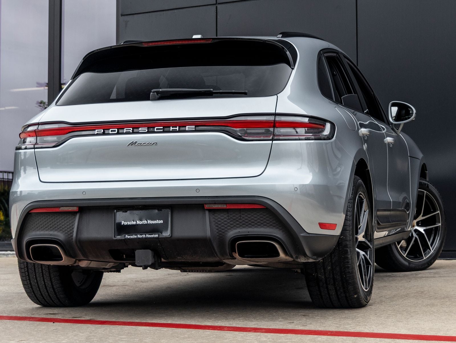 2024 Porsche Macan Macan (MY24)