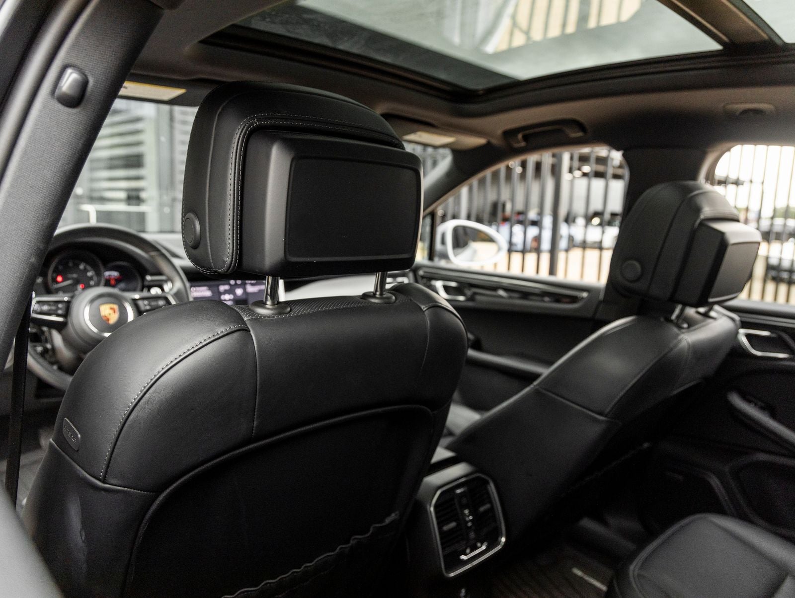 2024 Porsche Macan Macan (MY24)