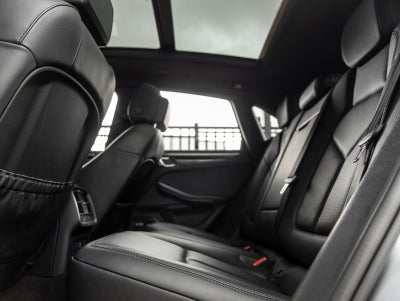 2024 Porsche Macan Macan (MY24)