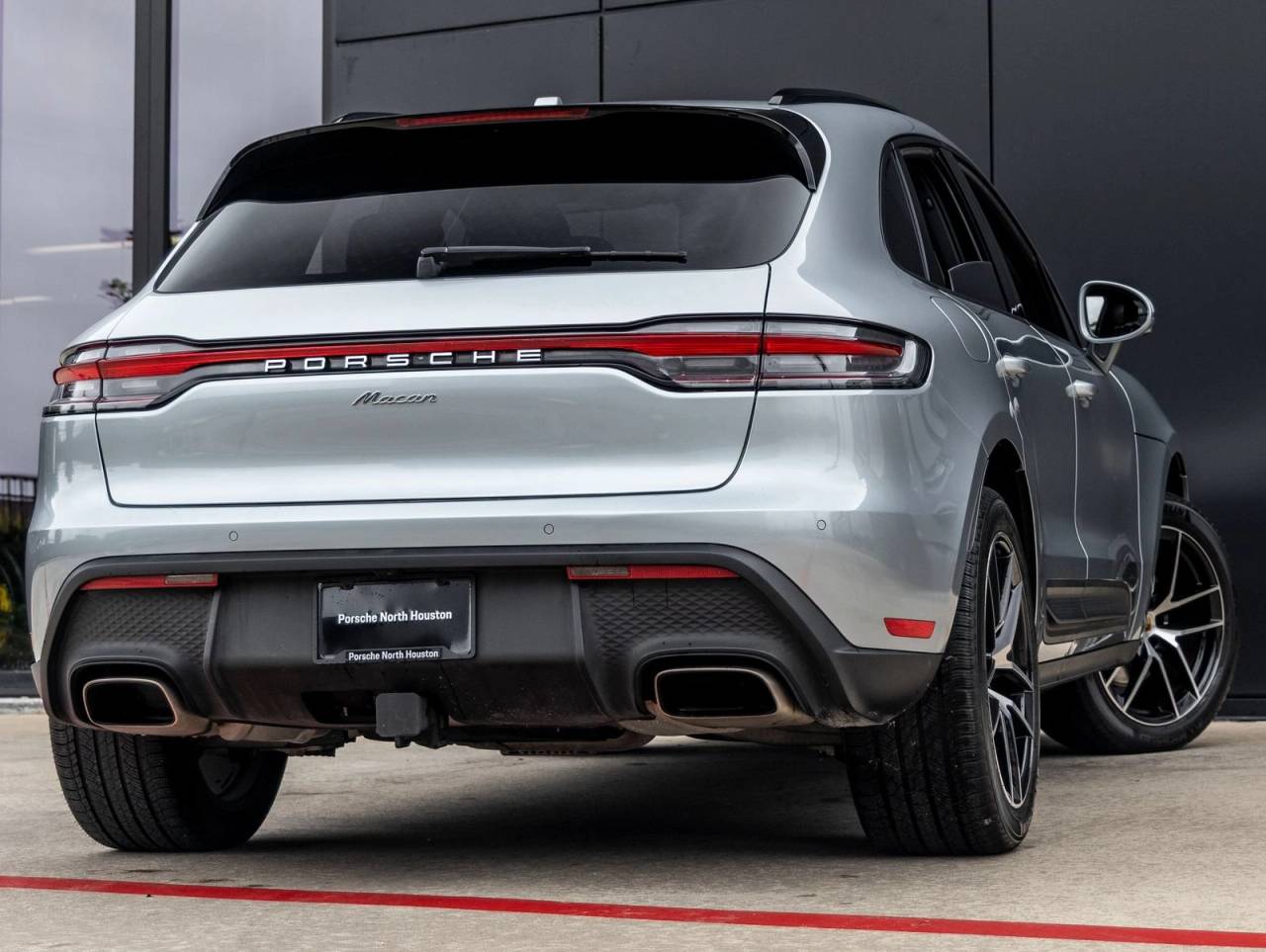 2024 Porsche Macan Macan (MY24)