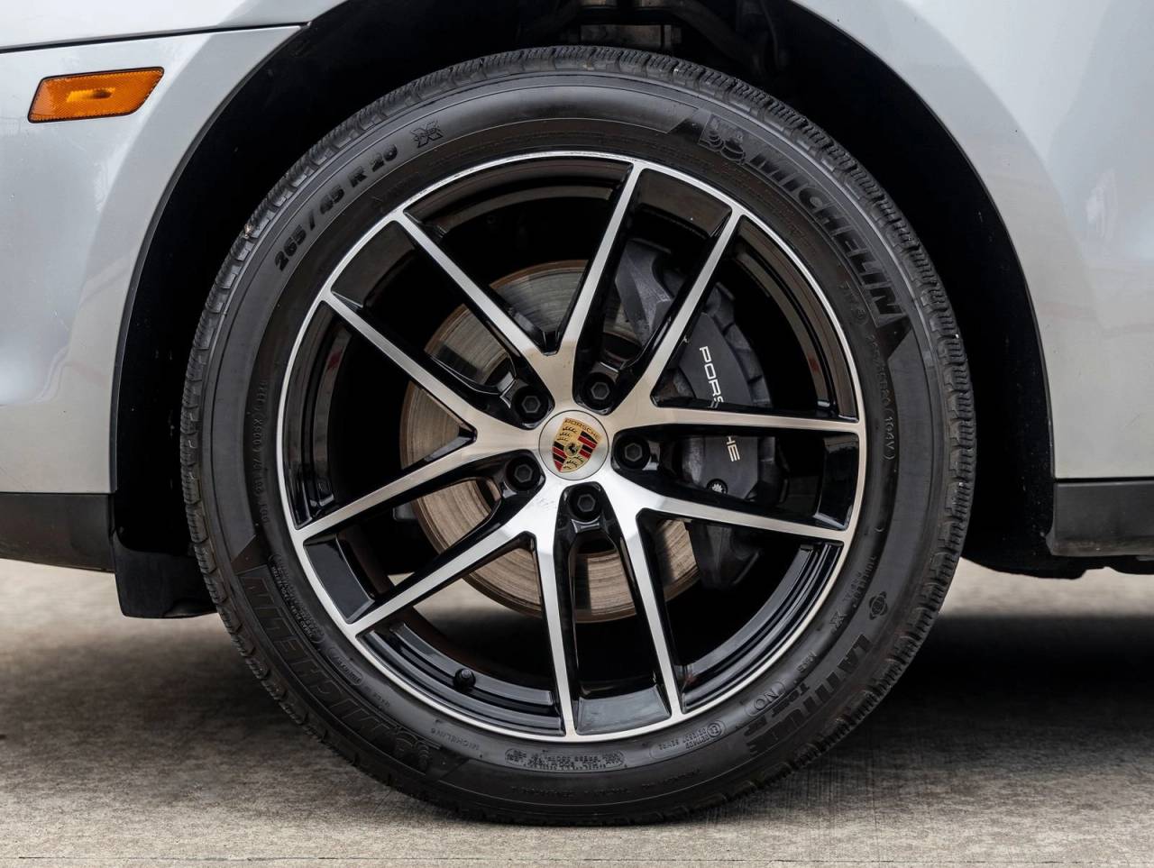2024 Porsche Macan Macan (MY24)