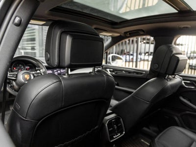 2024 Porsche Macan Macan (MY24)