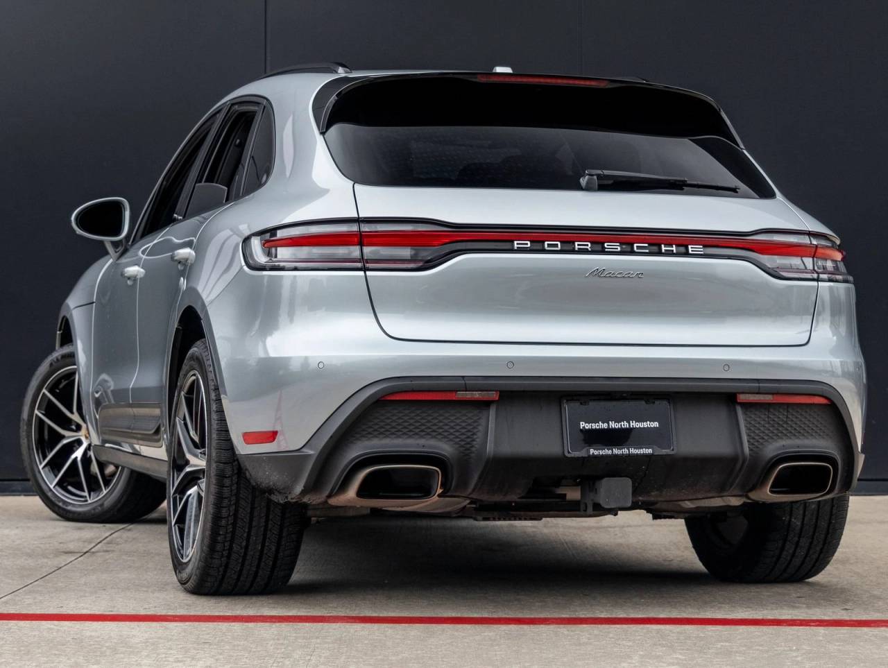 2024 Porsche Macan Macan (MY24)