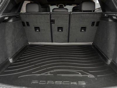 2024 Porsche Macan Macan (MY24)