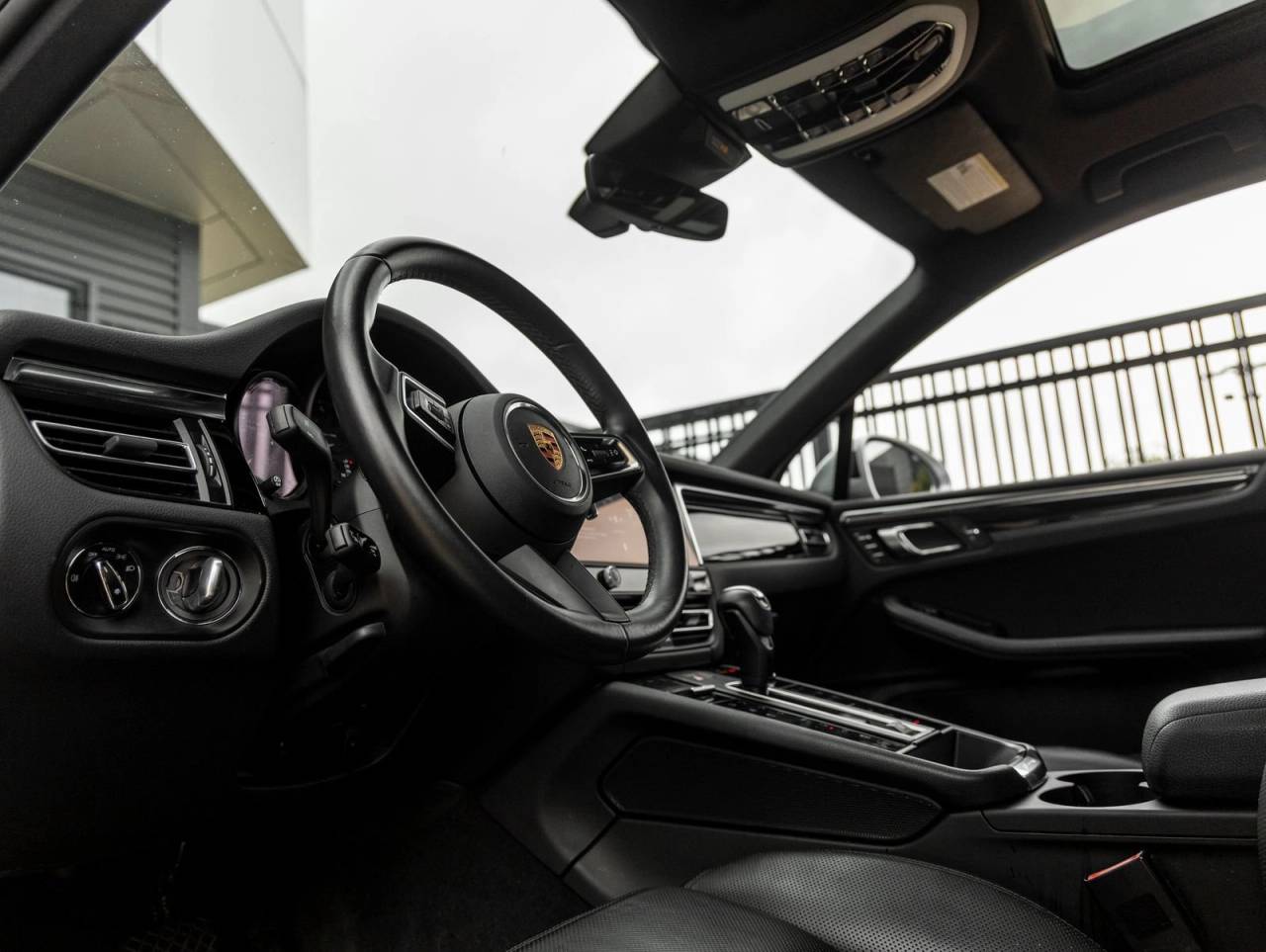 2024 Porsche Macan Macan (MY24)
