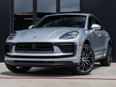 2025 Porsche Macan AWD