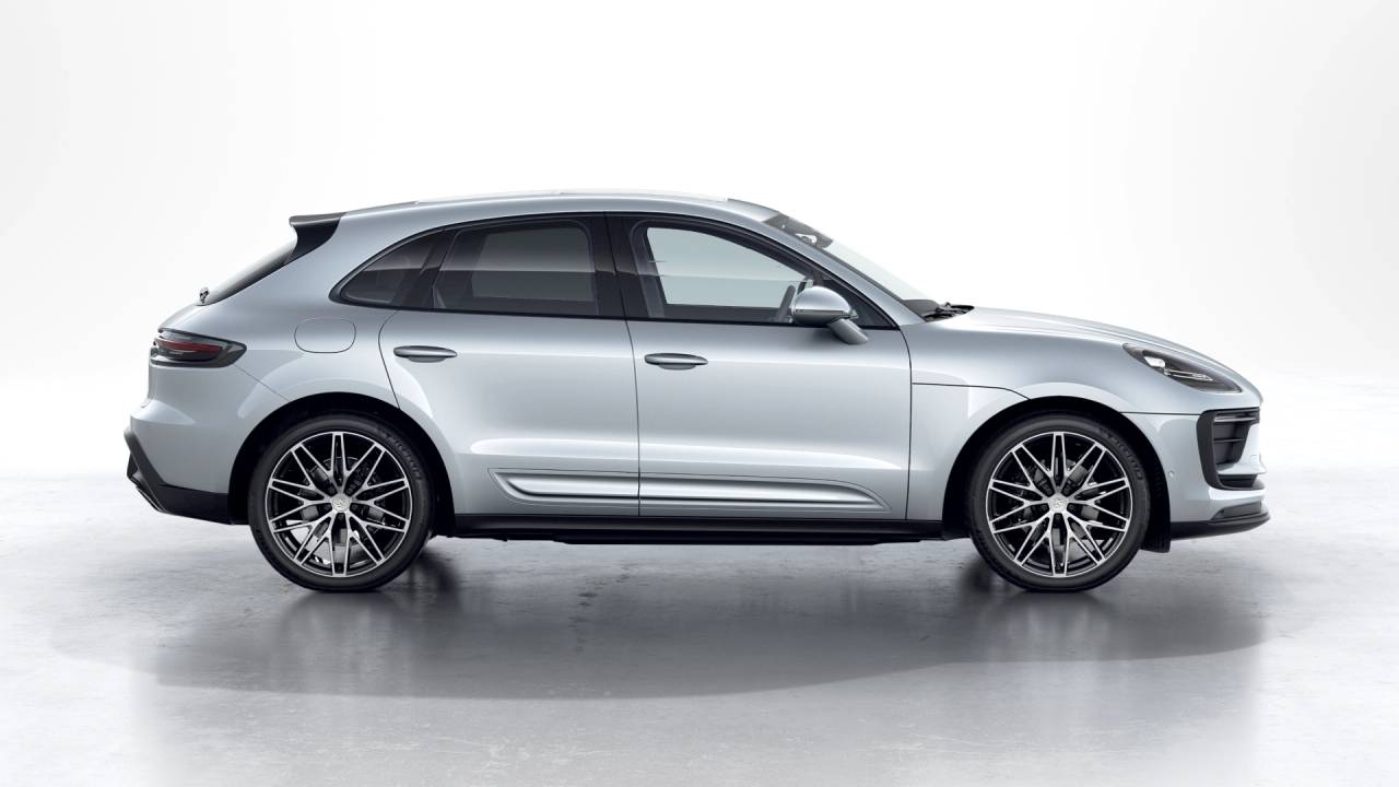 2025 Porsche Macan AWD
