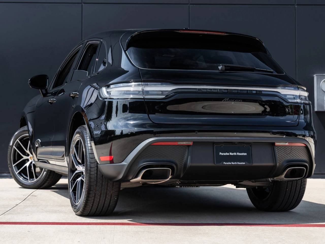 2026 Porsche Macan Macan