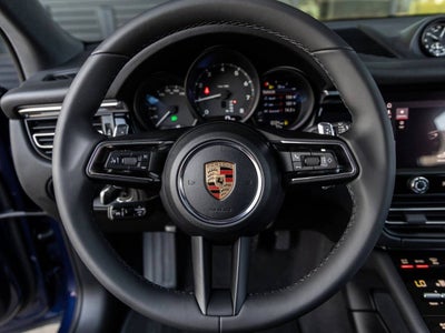 2026 Porsche Macan AWD